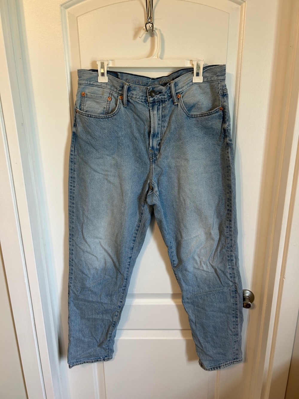 American Eagle Outfitters Vintage Light Blue Relaxed Jeans